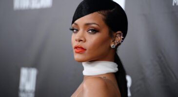 le-petit-detail-quon-a-tous-manque-dans-s-o-s-de-rihanna