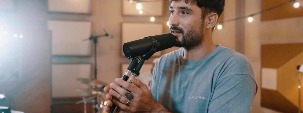 Quand Jérémy Frérot surprend une fan, ça donne ça ! (VIDEO)