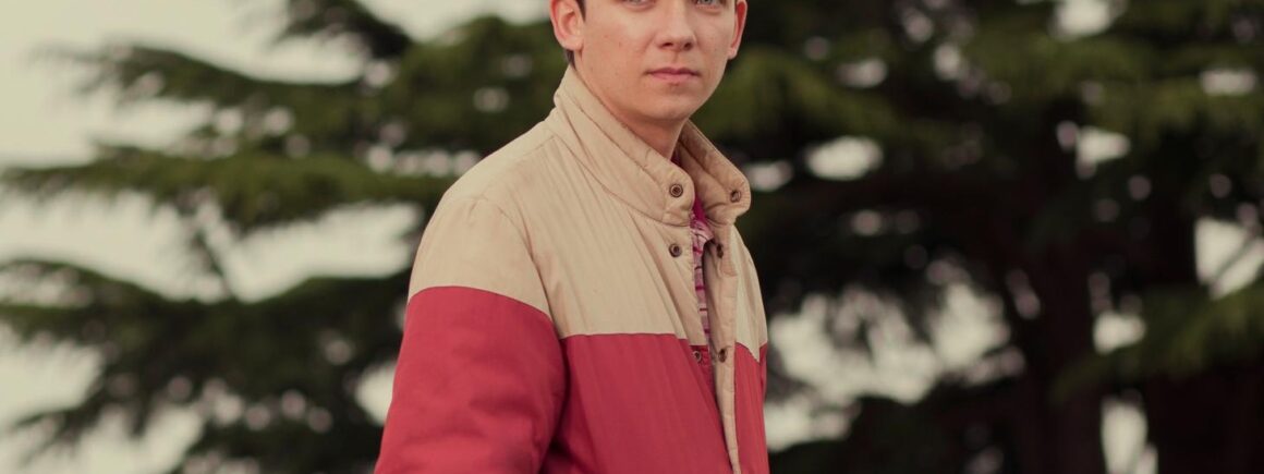 Asa Butterfield (Otis) annonce du lourd pour la troisième saison de Sex Education !