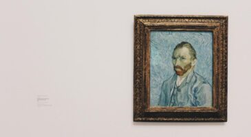 Bienvenue Chez Clément : Il vend une oeuvre d'art inexistante pour... 15 000 euros