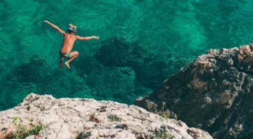 Bienvenue Chez Clément : Pourquoi les vacances d'été ne durent "que" deux mois ?