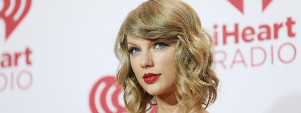 Taylor Swift se déhanche sur une chanson de The Darkness dans une nouvelle pub Apple Music