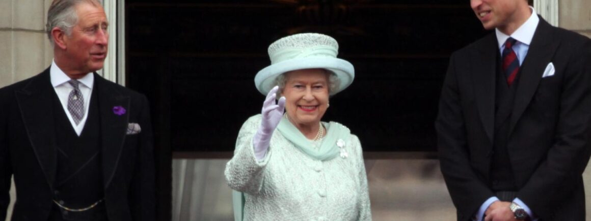 La DreamTeam de Robin : Il profite de l’absence d’Elizabeth II pour voler des médailles et des photos dédicacées à Buckingham Palace