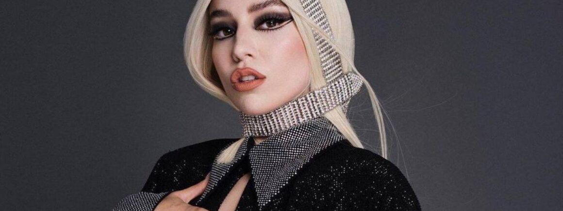 Ava Max de retour en studio aux côtés d’un célèbre producteur (PHOTO)