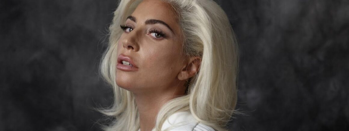 Lady Gaga affiche son soutien à Joe Biden et interprète Shallow en meeting (VIDEO)