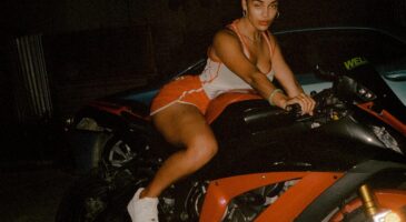 Jorja Smith se transforme en héroïne dans le clip de Come Over (VIDEO)