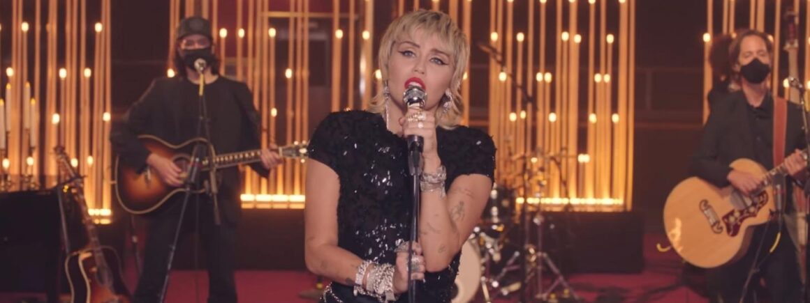 Miley Cyrus reprend à la perfection My future de Billie Eilish (VIDEO)