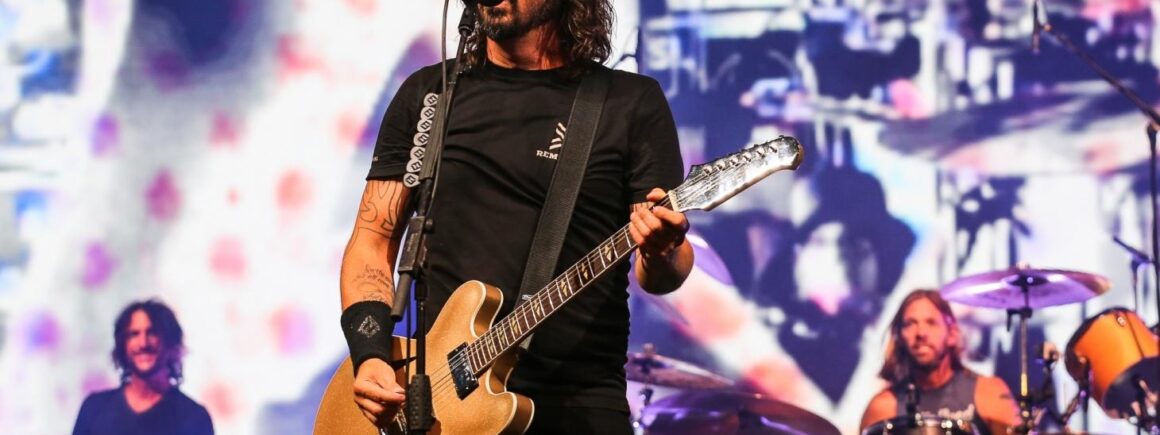 Foo Fighters : Dave Grohl fait une énorme surprise à son plus grand fan (VIDEO)