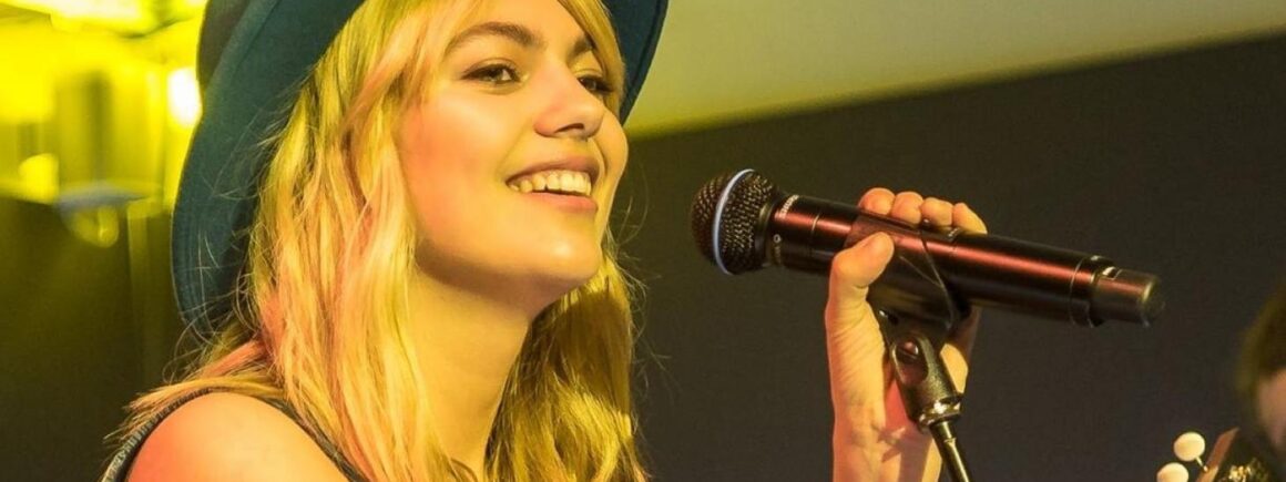 Louane enregistre son nouvel album, Taylor Swift à Paris et le clip de Camila Cabello… Les vidéos de la semaine !