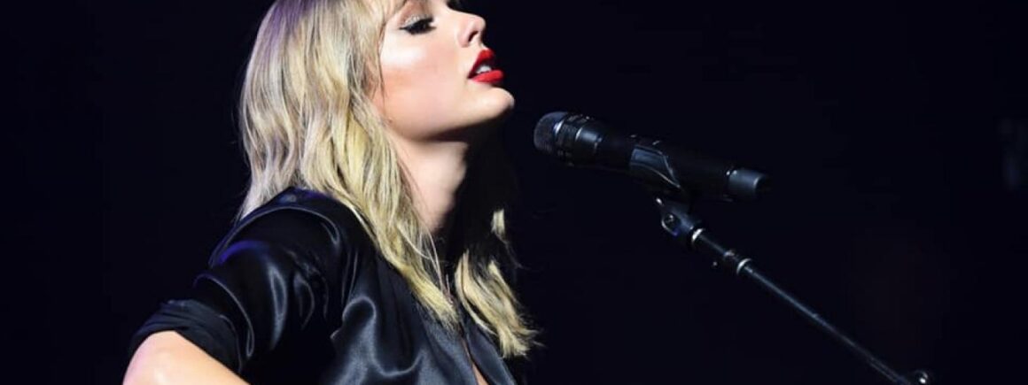 Taylor Swift dévoile Cornelia Street en live à Paris (VIDEO)