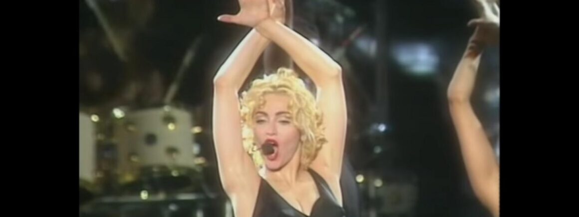 Madonna dévoile sa performance de Vogue pour The Blond Ambition Tour (VIDEO)