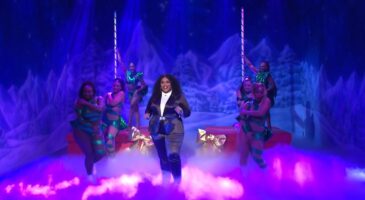 Lizzo : Regardez sa performance au Saturday Night Live avec Eddie Murphy (VIDEO)