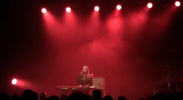 La puissance de la voix avec Freya Ridings au Europe2 Radio Live de Lyon