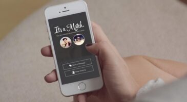 Arrêtez tout, Tinder débarque en festival !