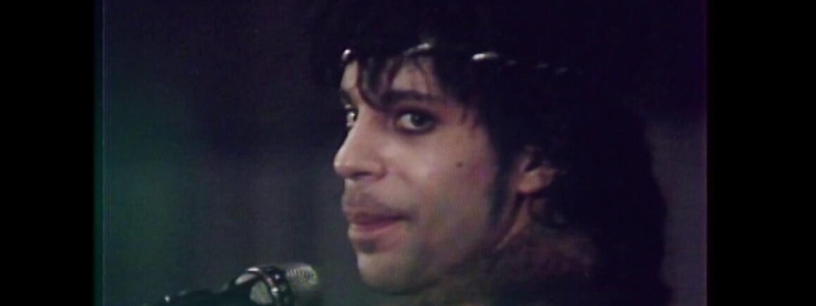 Prince : Des images inédites de la version originale de Nothing Compares 2U refont surface !