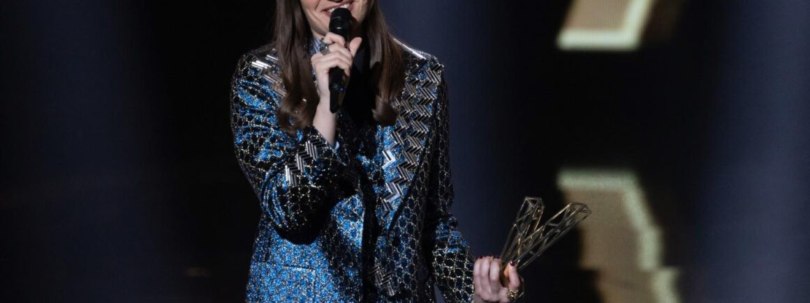 Les Victoires de la Musique 2022 : Clara Luciani sacrée Artiste Féminine de l’année