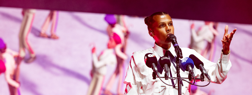 Stromae à Coachella, il dédie son concert à Arno (VIDEO)