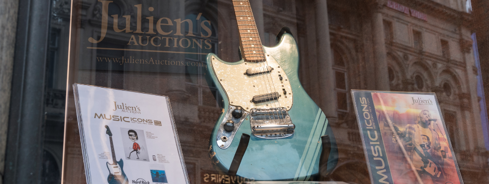 La guitare de Kurt Cobain pour le clip de Smells Like Teen Spirit a été vendue pour une somme folle !