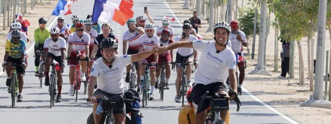 Coupe du monde : Deux français font France – Qatar à vélo  !