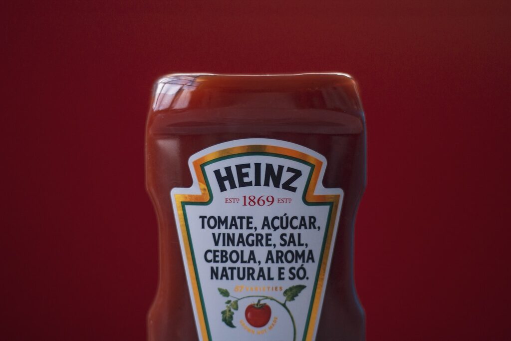 A la recherche du naufragé qui a survécu avec du ketchup