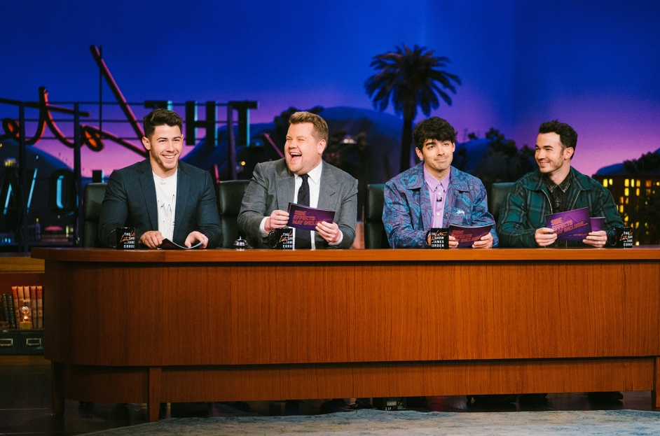 Mariage avec James Corden et les Jonas Brothers