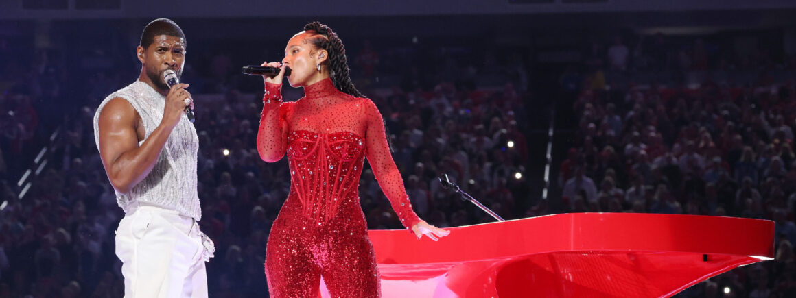 Usher célèbre 30 ans de carrière au Super Bowl (VIDEO)