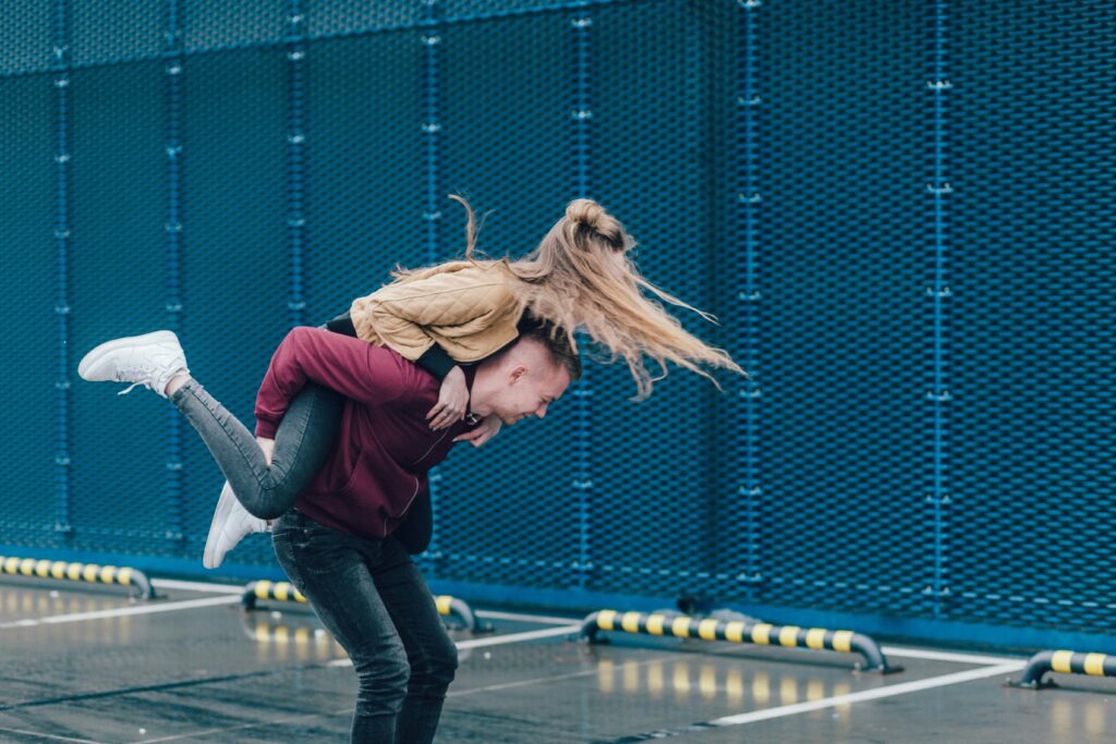 Se taper la honte devant un crush c'est normal