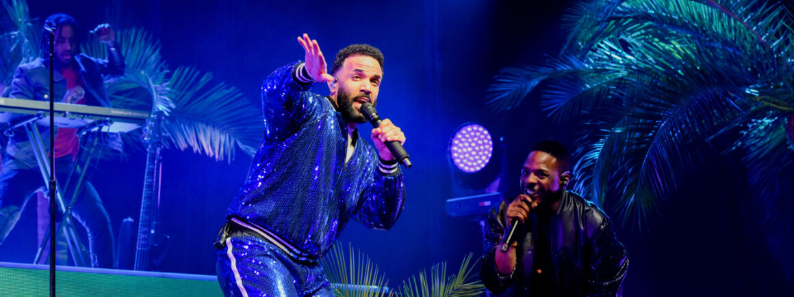 Craig David reprend 7 Days en plein Notting Hill (VIDEO)