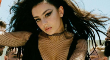 le-brat-summer-continue-charli-xcx-annonce-une-reedition-pour-octobre