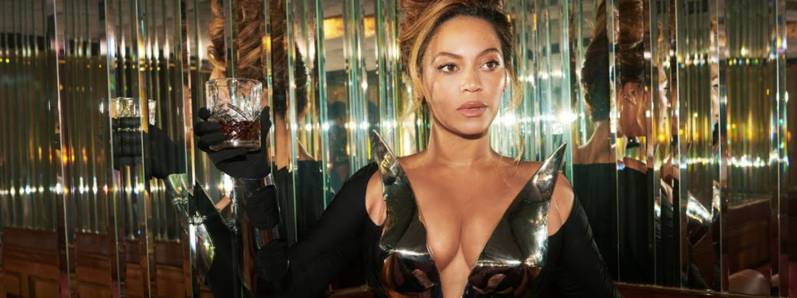 Beyoncé est la « plus grande popstar » du 21ème siècle (devant Taylor Swift)