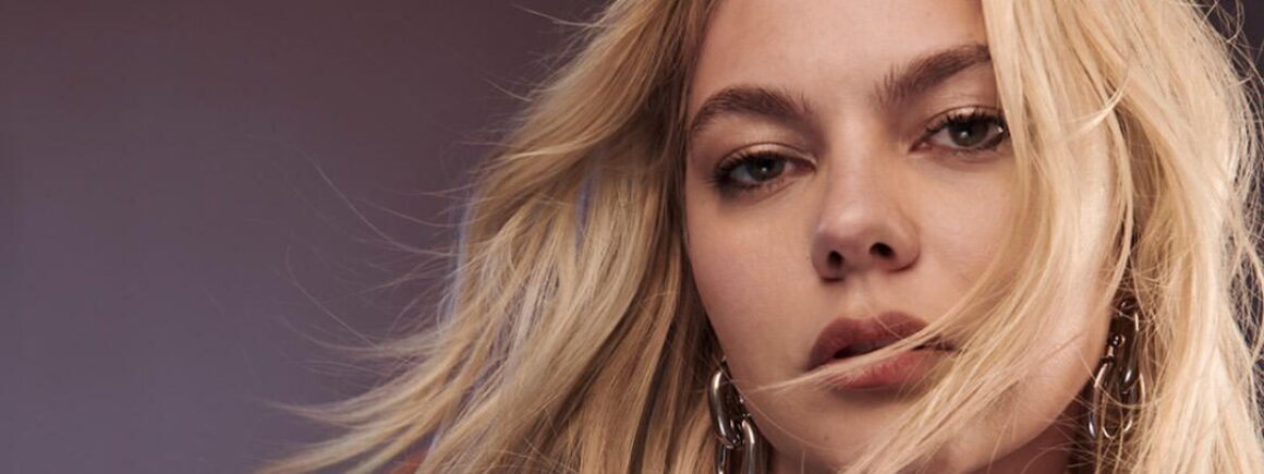 Louane dévoile « maman », sa chanson pour l’Eurovision 2025